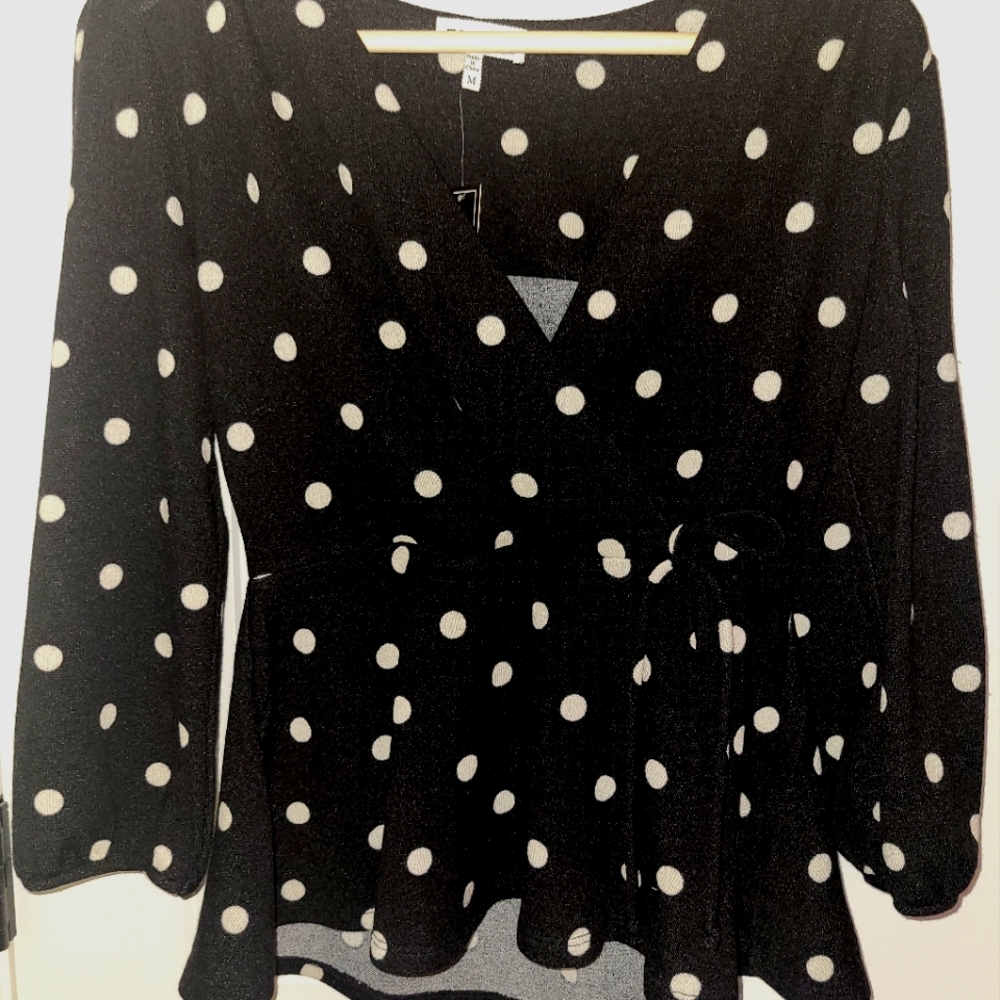 Polka dot top - Picture 2 of 2